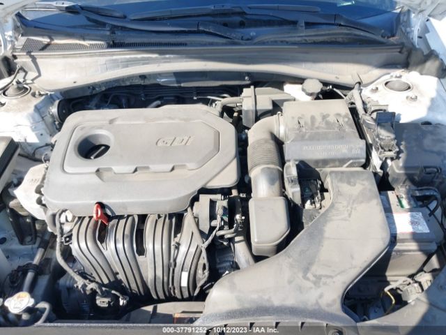 5XXGT4L38JG258592 KIA Optima Lx