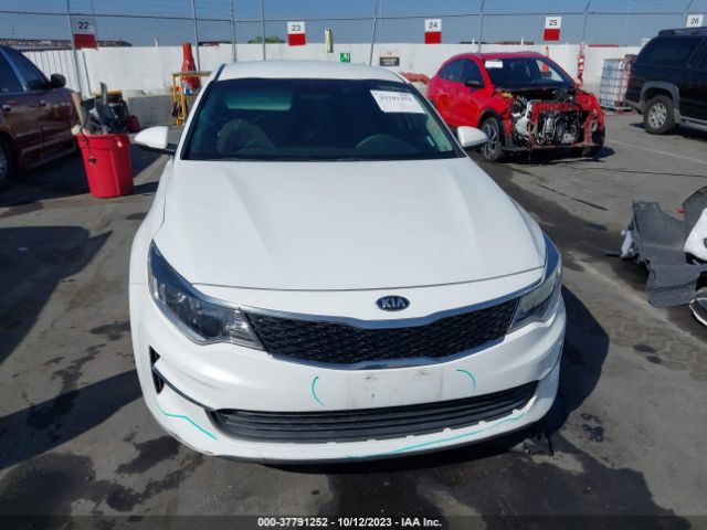 5XXGT4L38JG258592 KIA Optima Lx
