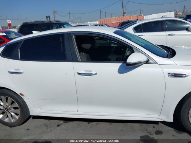 5XXGT4L38JG258592 KIA Optima Lx
