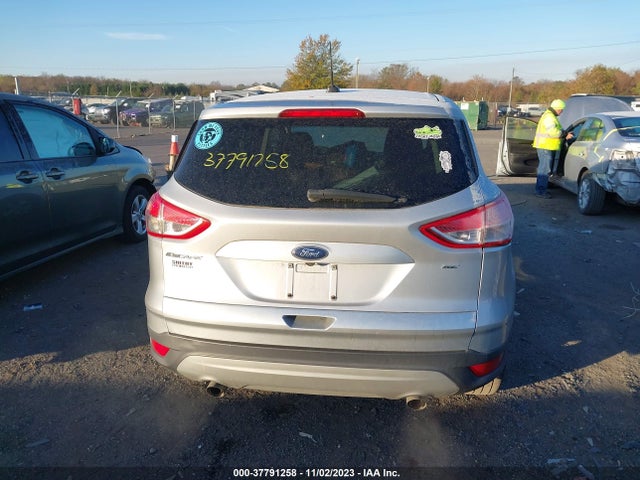 Ford ESCAPE SE 2016 1FMCU0G70GUB90157 Image 16