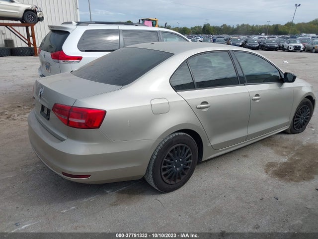 3VW2K7AJ6FM306237 Volkswagen Jetta Sedan 2.0l S