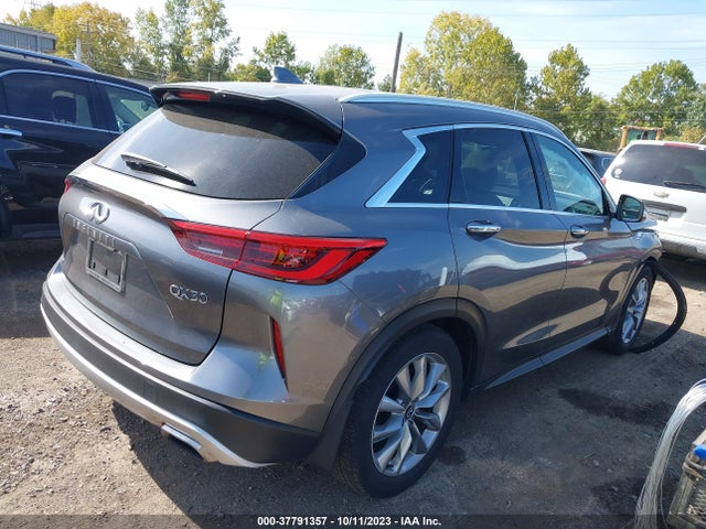 3PCAJ5M36KF137290 Infiniti Qx50 Luxe