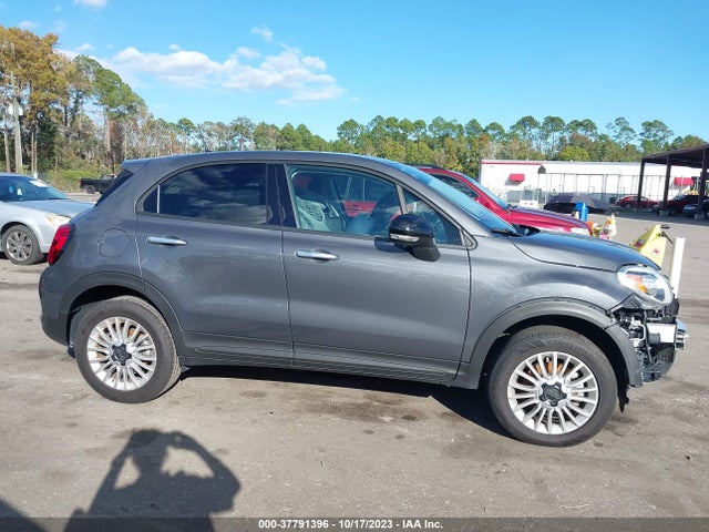 2022 Fiat 500X, VIN: ZFBNF3A17NP973424