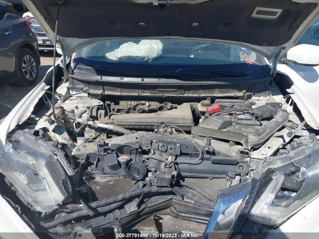 2018 NISSAN ROGUE S VIN: 5N1AT2MT0JC700527