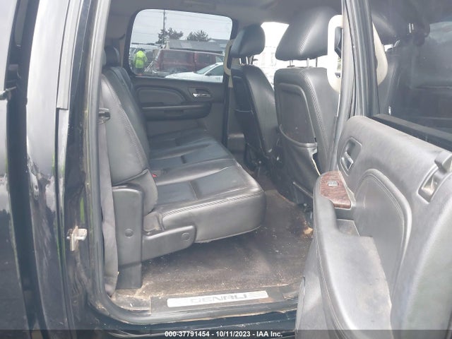 2012 GMC SIERRA 2500HD DENALI VIN: 1GT125E89CF215839