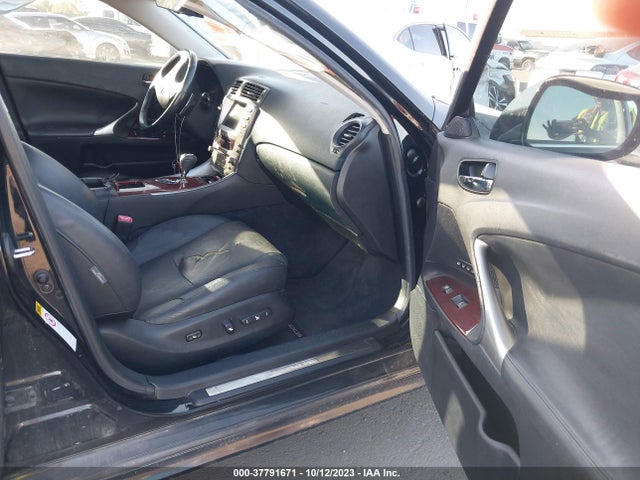 2008 LEXUS IS 350 VIN: JTHBE262385019556