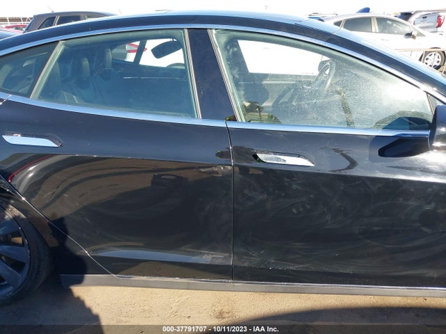 2015 TESLA MODEL S 85D/P85D/90D/P90D VIN: 5YJSA1H48FF093170