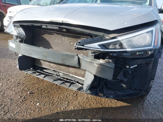 2020 HYUNDAI ELANTRA SEL VIN: 5NPD84LFXLH560827