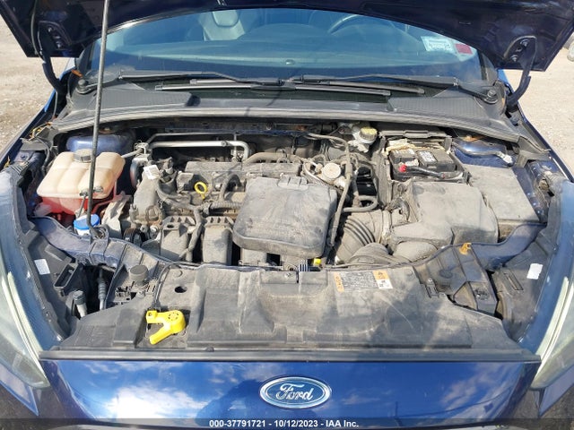 2016 FORD FOCUS SE VIN: 1FADP3K21GL327647