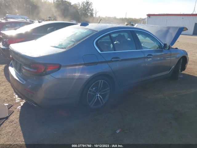 2021 BMW 530E WBA33AG04MCF99747 Photo 3