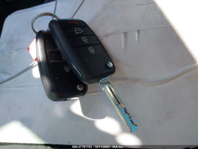 KNDPM3ACXH7169653 KIA Sportage Lx