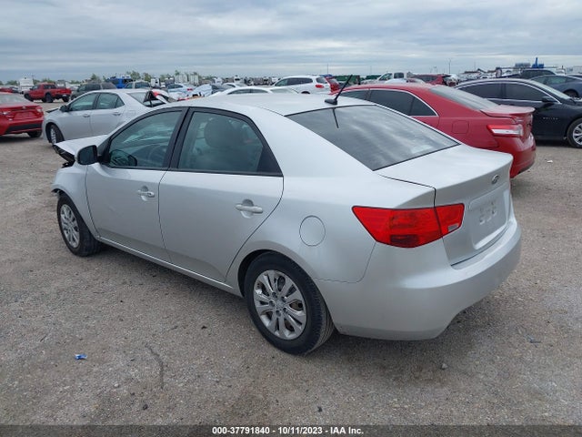 2011 KIA FORTE EX VIN: KNAFU4A29B5348288