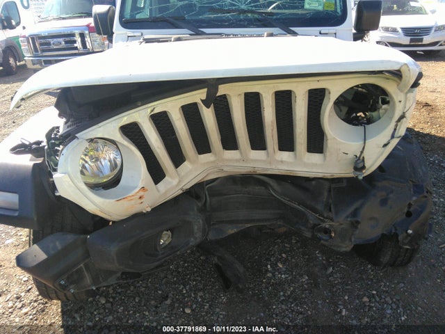 1C4GJXAG4KW645945 Jeep Wrangler Sport S