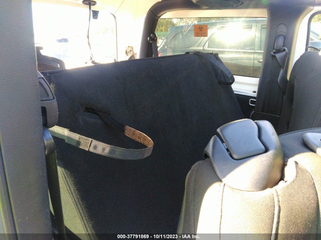 1C4GJXAG4KW645945 Jeep Wrangler Sport S