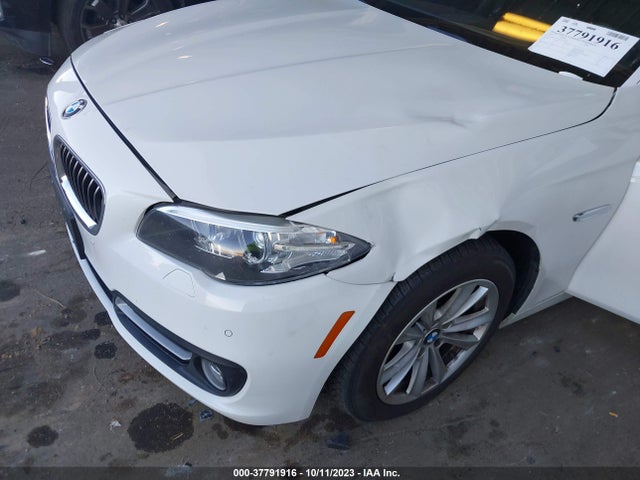 BMW 528i Xdrive 2016 WBA5A7C52GG149124 Image 6