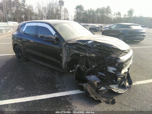 2019 PORSCHE CAYENNE WP1AA2AY1KDA11830 Photo 0