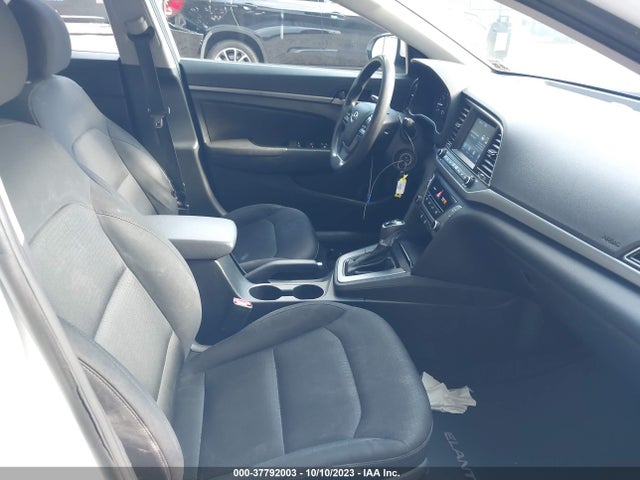 2018 HYUNDAI ELANTRA SEL VIN: 5NPD84LF7JH374787