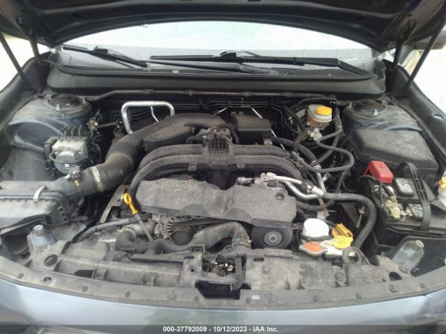 4S3BNAC63H3046738 Subaru Legacy Premium