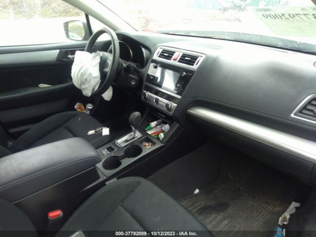4S3BNAC63H3046738 Subaru Legacy Premium