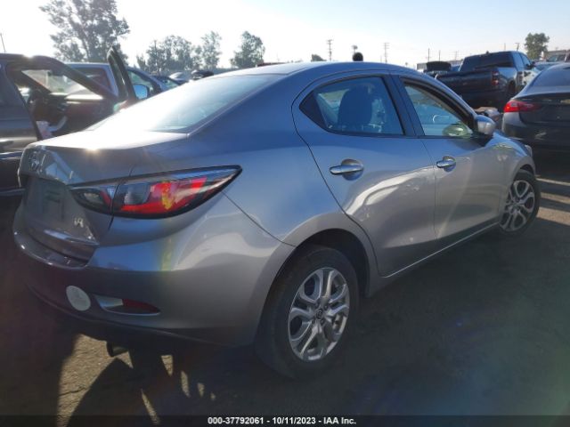 3MYDLBZV9GY144859 Scion IA