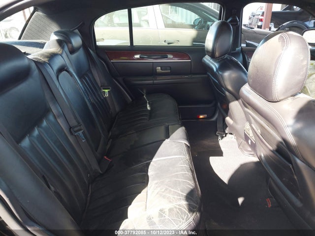 Aukcja sprzedaży 2003 Lincoln Town Car Executive L, vin: 1LNHM84WX3Y643980, numer aukcji: 37792085