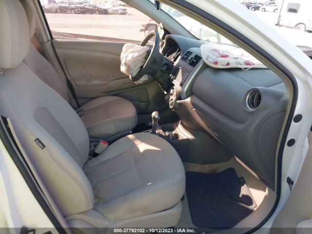 3N1CN7AP1EL851093 Nissan Versa Sl