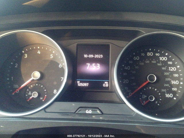 3VV3B7AXXJM160284 Volkswagen Tiguan Sel/se