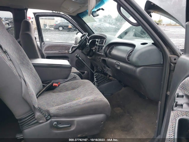 2001 DODGE RAM 1500 ST VIN: 3B7HF13Y01G783570