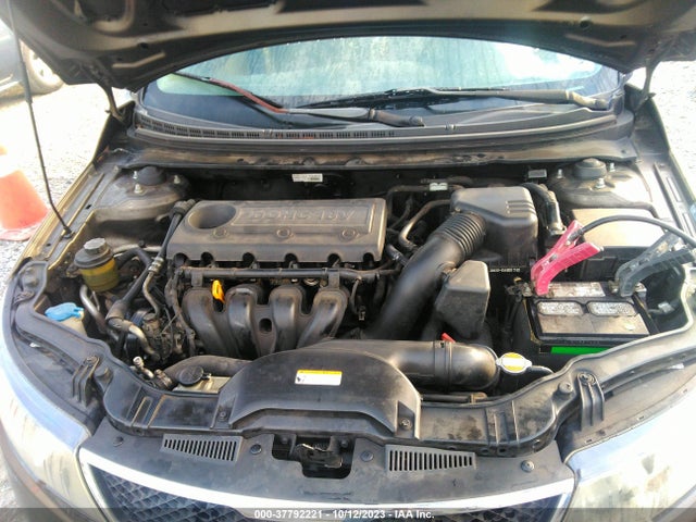 2010 KIA FORTE KNAFU4A20A5811756 Photo 9