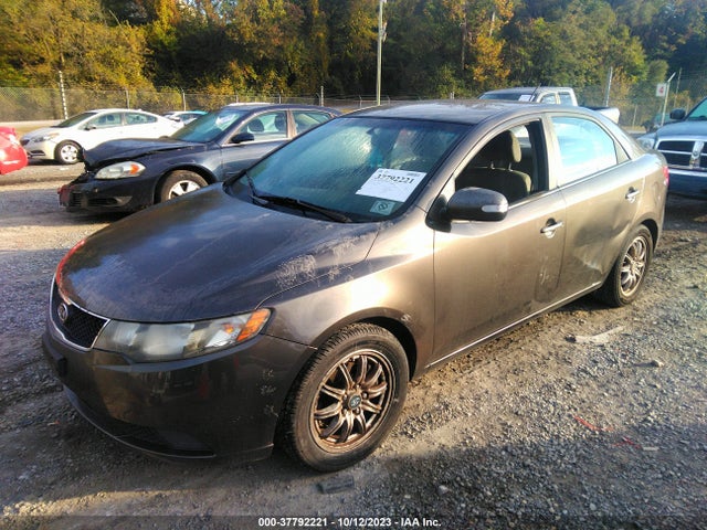 2010 KIA FORTE KNAFU4A20A5811756 Photo 1