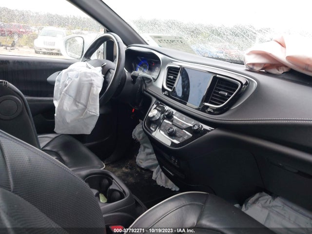 Chrysler Pacifica Limited 2020 2C4RC1GG6LR173183 Image 5
