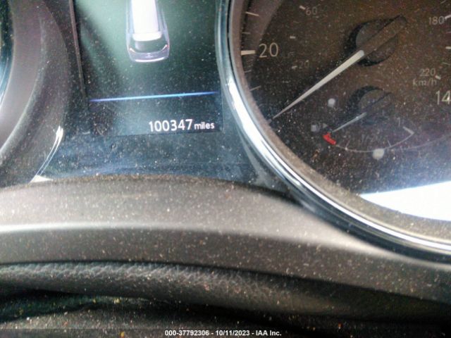 5N1AT2MT0JC736069 Nissan Rogue Sl