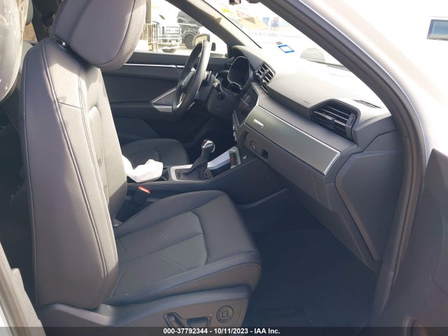 WA1DECF30P1113211 Audi Q3 S Line Premium
