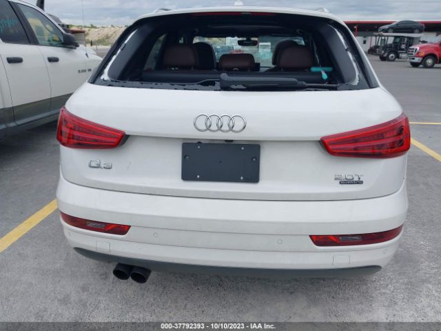 WA1EFCFS7GR002309 Audi Q3 2.0t Premium Plus