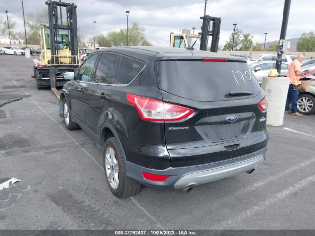 1FMCU0GXXGUA11705 Ford ESCAPE SE