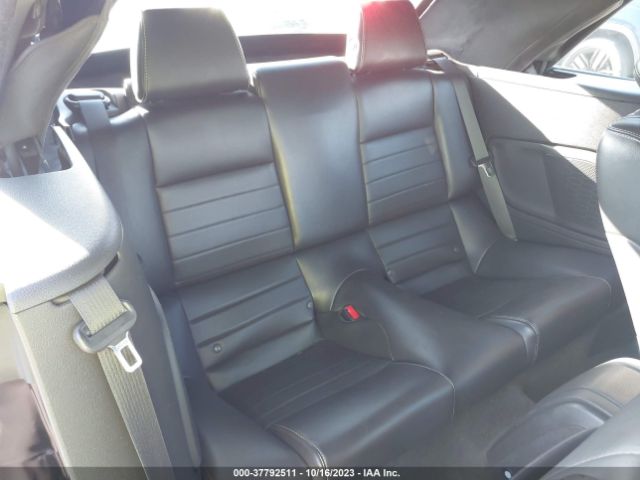1ZVBP8EM3E5310875 Ford Mustang V6
