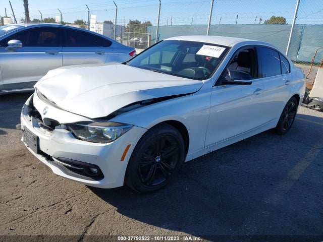 BMW 3 Series 330i 2017 WBA8B9G5XHNU50348 Image 2