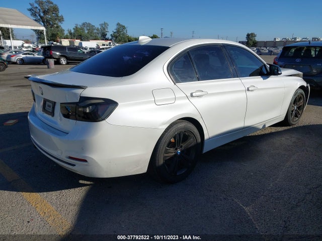 BMW 3 Series 330i 2017 WBA8B9G5XHNU50348 Image 4