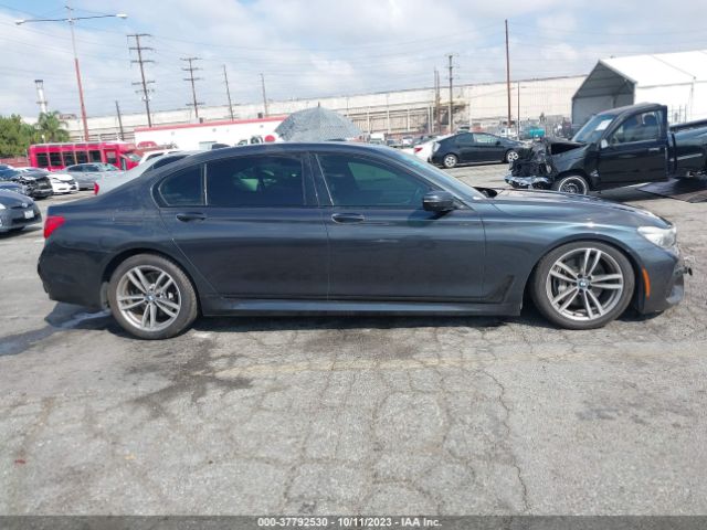 WBA7E2C32HG740893 BMW 7 Series 740i
