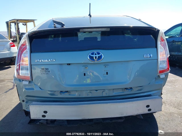 Toyota Prius Four 2015 JTDKN3DU6F1920341 Image 17