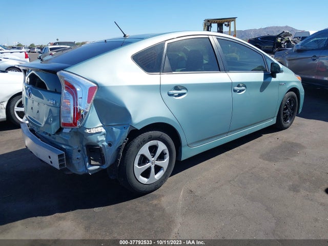 Toyota Prius Four 2015 JTDKN3DU6F1920341 Image 4