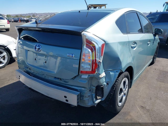 Toyota Prius Four 2015 JTDKN3DU6F1920341 Image 6