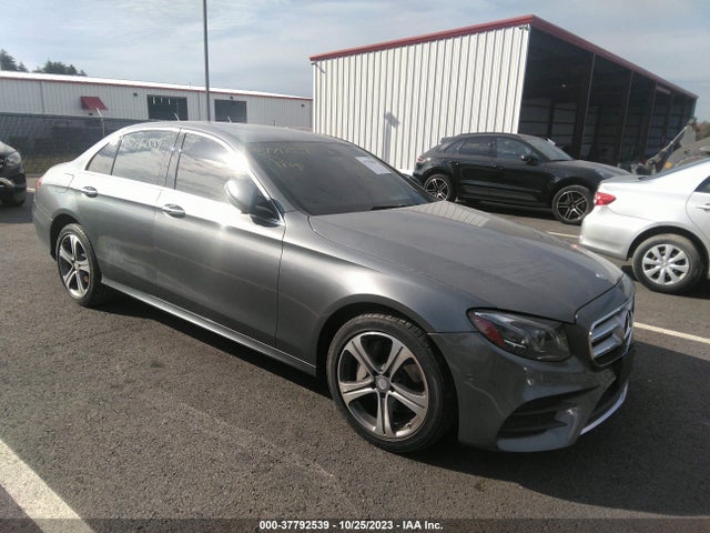 2017 MERCEDES-BENZ E-CLASS E 300 VIN: WDDZF4KB9HA088571