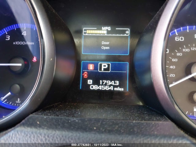 2018 Subaru Outback Premium მანქანა იყიდება აუქციონზე, vin: 4S4BSACC0J3281386, აუქციონის ნომერი: 37792651