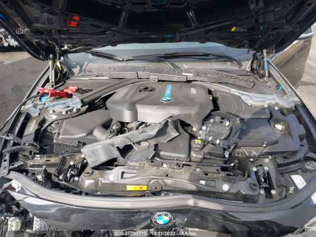 WBA8E1C55JA758748 BMW 3 Series 330e Iperformance