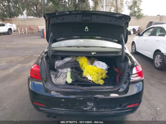 WBA8E1C55JA758748 BMW 3 Series 330e Iperformance