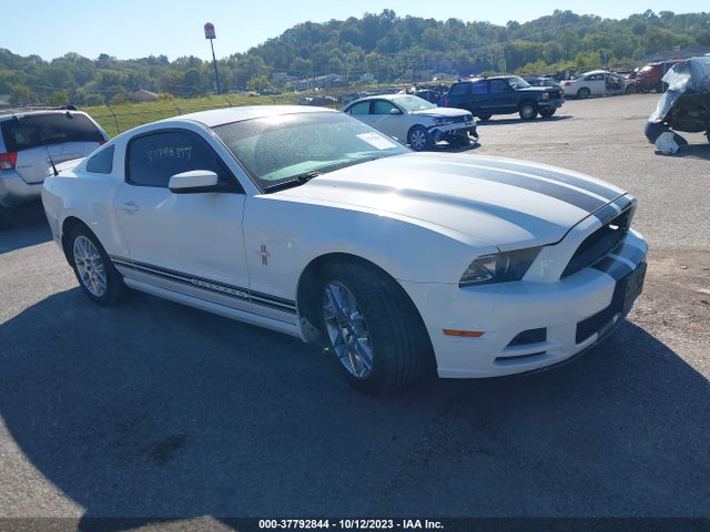 2013 FORD MUSTANG V6 VIN: 1ZVBP8AM6D5200407