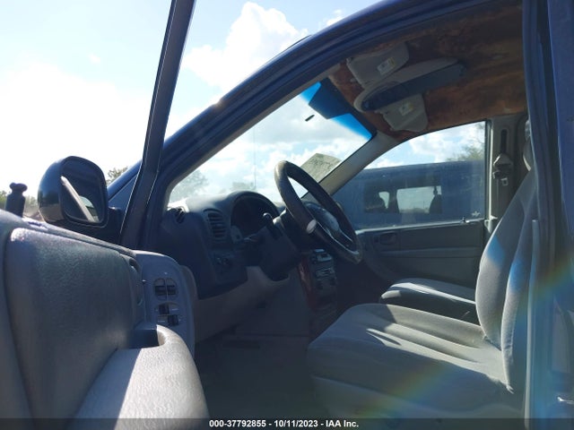 2006 CHRYSLER TOWN & COUNTRY SWB VIN: 1A4GP45R46B549510