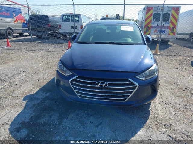 2017 HYUNDAI ELANTRA SE VIN: 5NPD84LF2HH143922
