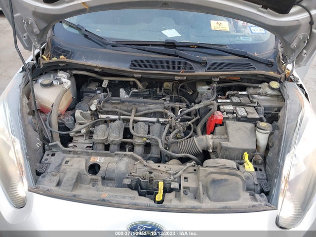 Ford FIESTA SE 2018 3FADP4EJXJM119104 Image 10